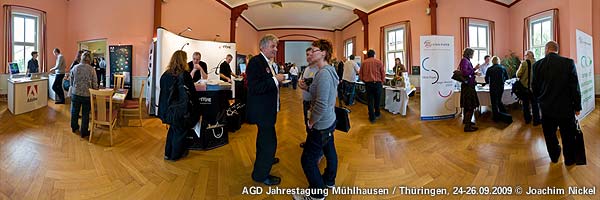 Firmenpräsentationen im kleinen Saal