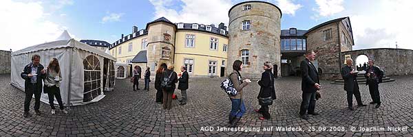 Auf dem Burghof