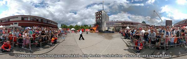 Vorführung 'Barackenbrand'